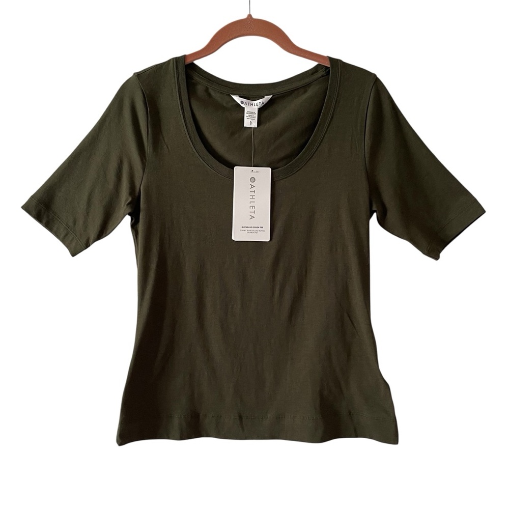 Athleta Outbound Scoop Tee Top Short Sleeve Fitted Olive Green NWT